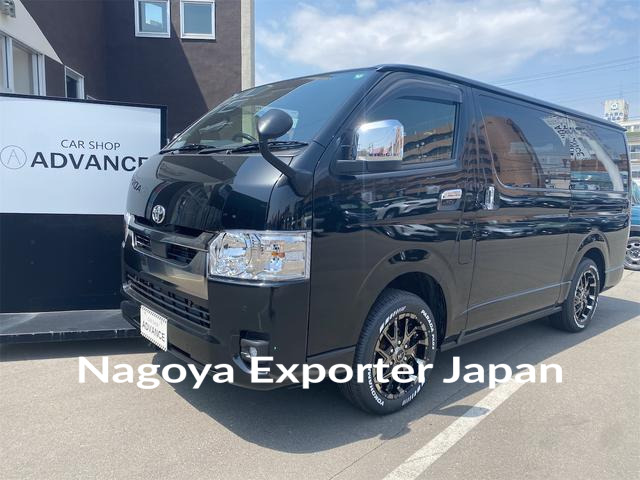 TOYOTA HIACE VAN