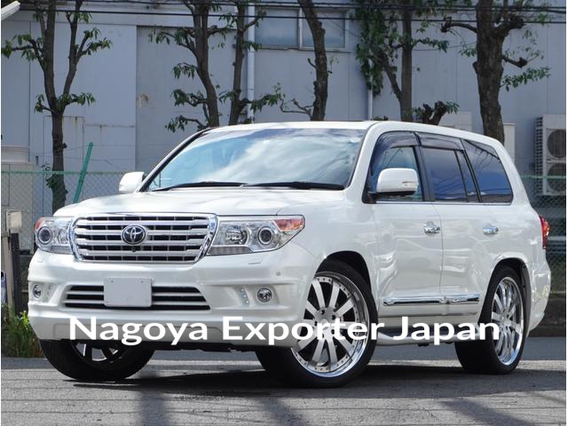 TOYOTA LAND CRUISER