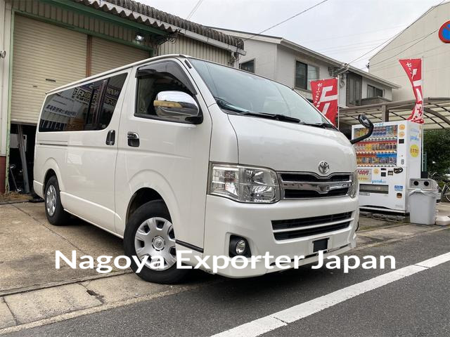 TOYOTA HIACE VAN