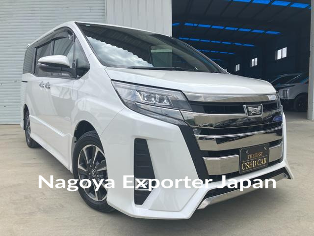 TOYOTA NOAH