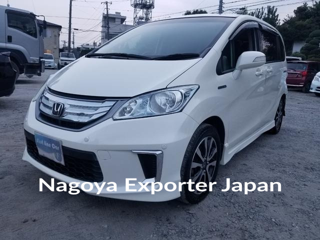 HONDA FREED HYBRID