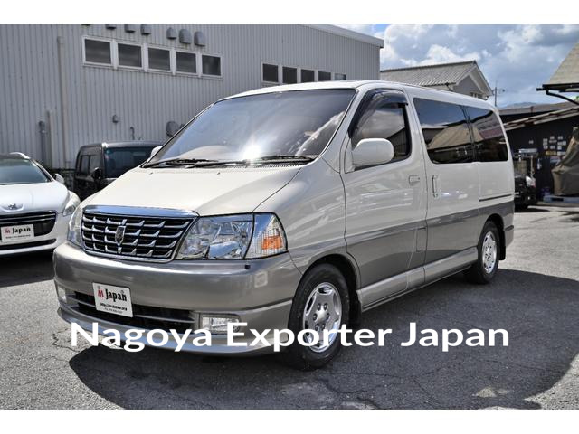 TOYOTA GRAND HIACE