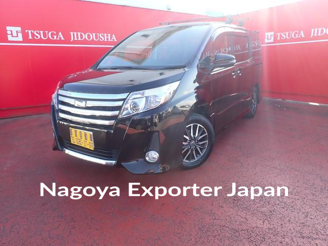 TOYOTA NOAH