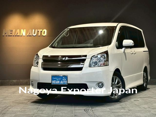 TOYOTA NOAH