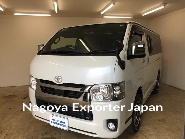 TOYOTA HIACE VAN