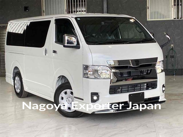 TOYOTA HIACE VAN