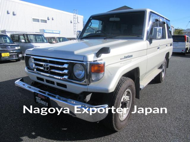 TOYOTA LAND CRUISER 70