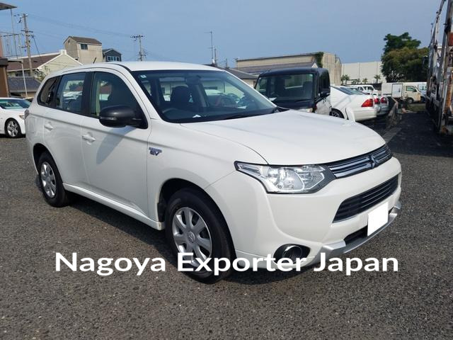 MITSUBISHI OUTLANDER PHEV