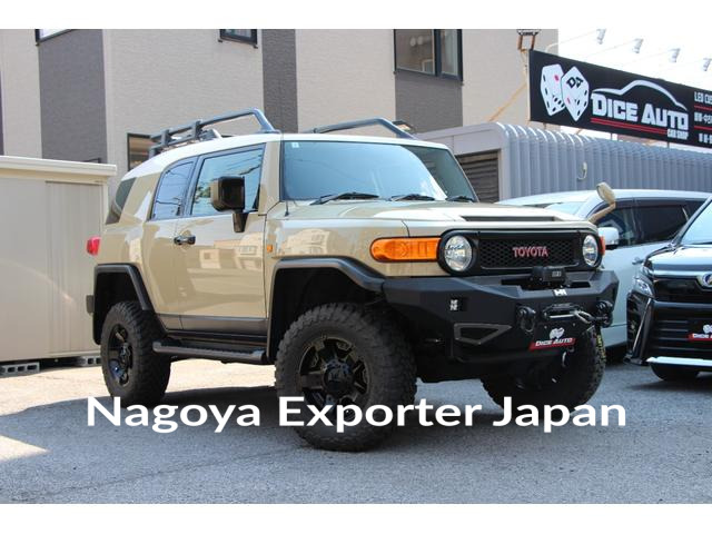 TOYOTA FJ CRUISER