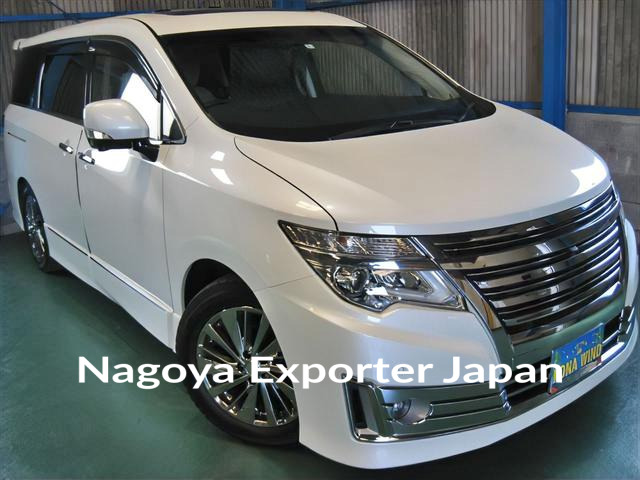 NISSAN ELGRAND