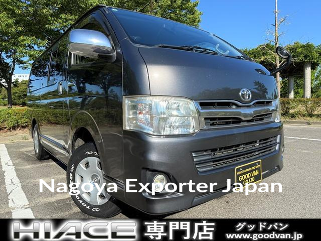 TOYOTA HIACE VAN