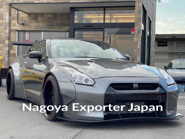 NISSAN GT-R