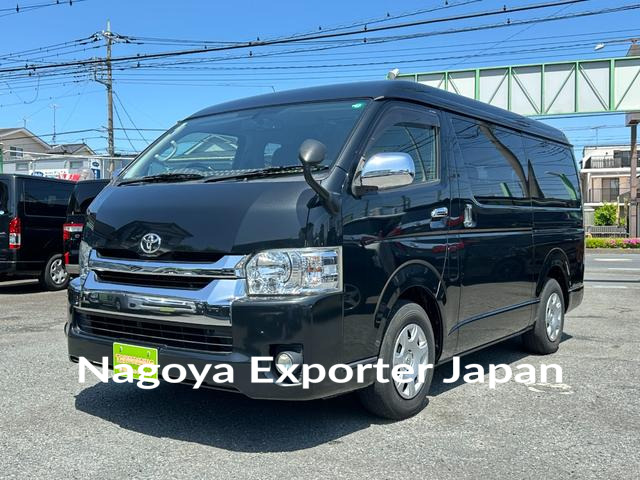 TOYOTA HIACE WAGON