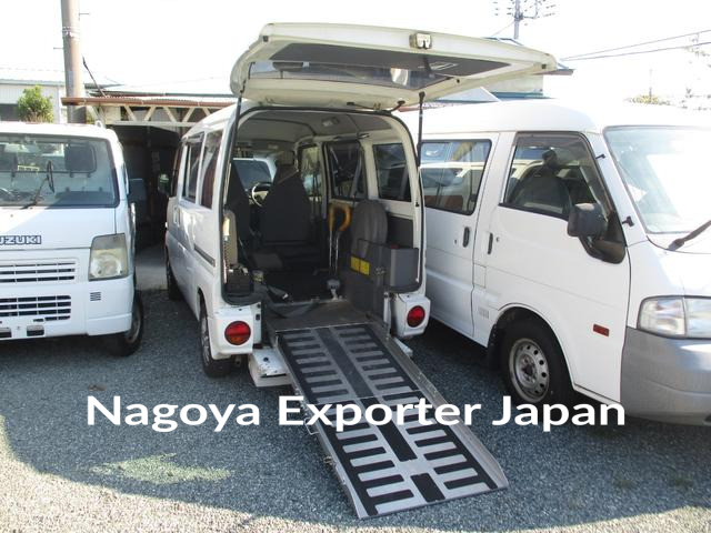 NISSAN CLIPPER VAN