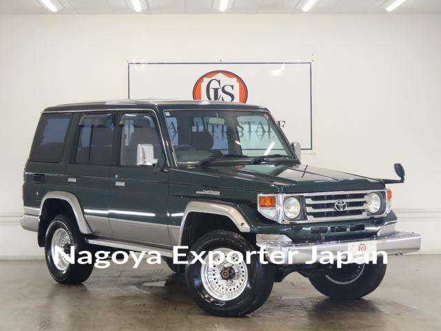 TOYOTA LAND CRUISER 70