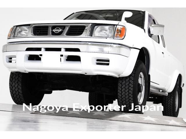 NISSAN DATSUN PICK UP