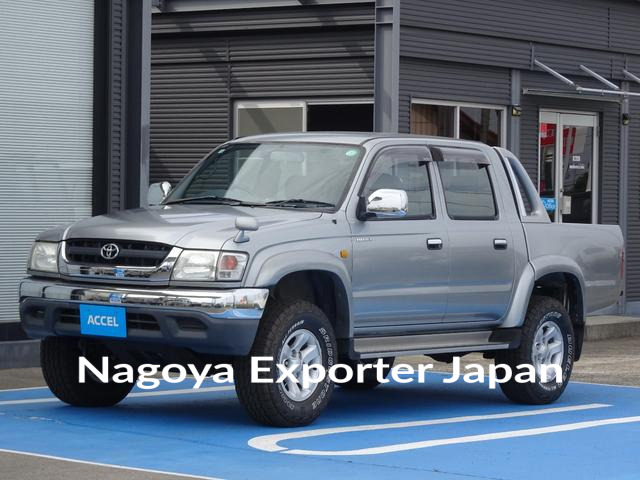 TOYOTA HILUX SPORTS PICK UP