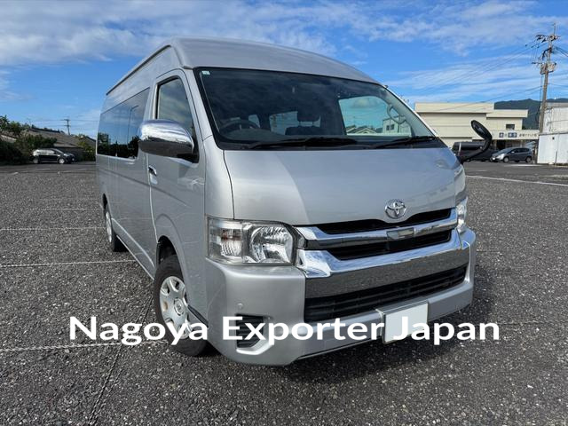 TOYOTA HIACE WAGON