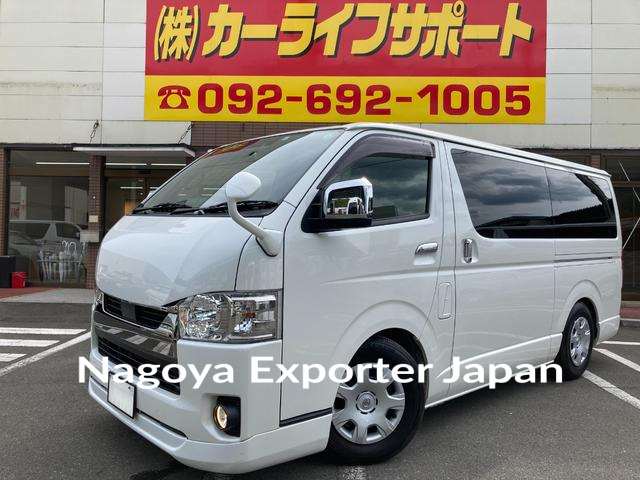 TOYOTA HIACE VAN