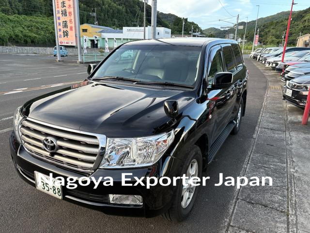 TOYOTA LAND CRUISER