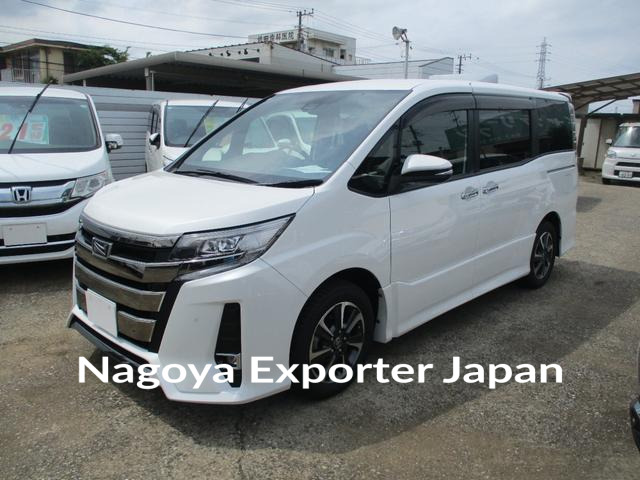 TOYOTA NOAH