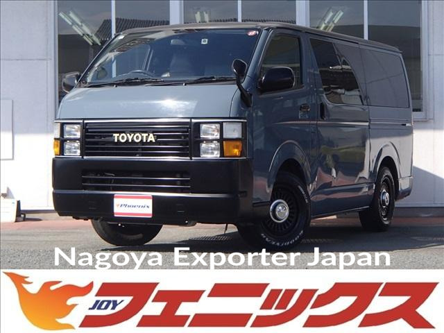 TOYOTA HIACE VAN