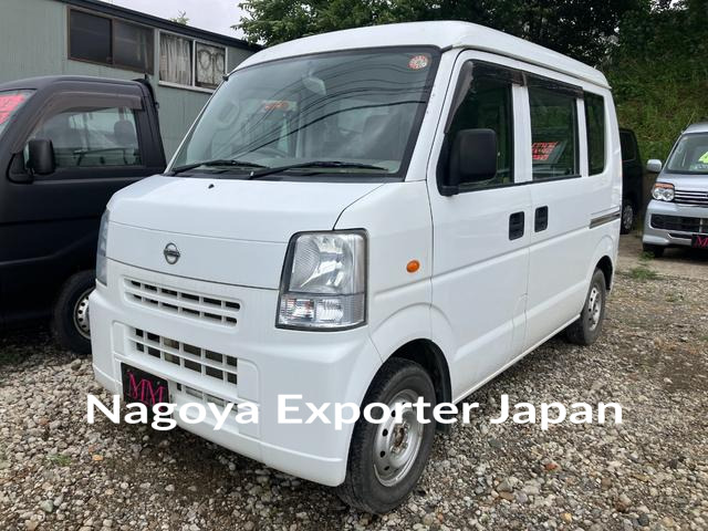 NISSAN NV100CLIPPER VAN