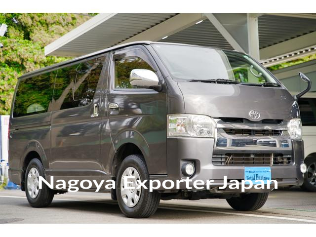 TOYOTA HIACE VAN