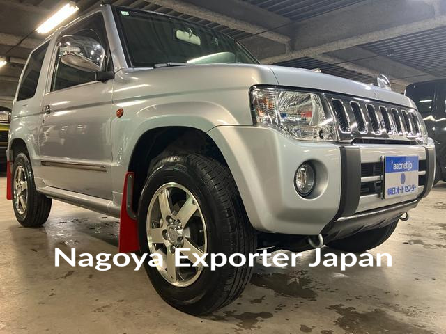 MITSUBISHI PAJERO MINI