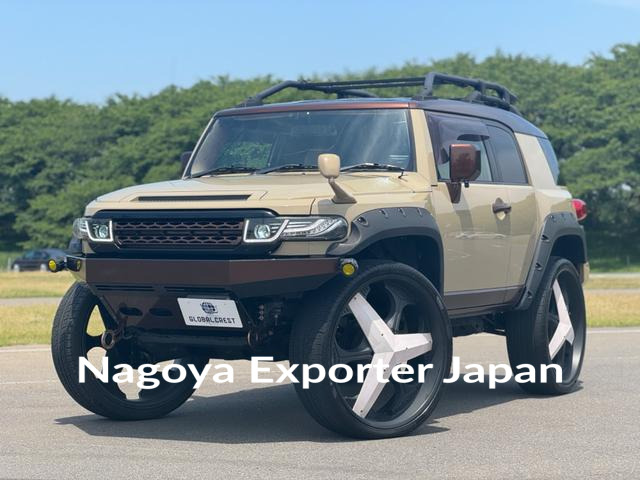 TOYOTA FJ CRUISER