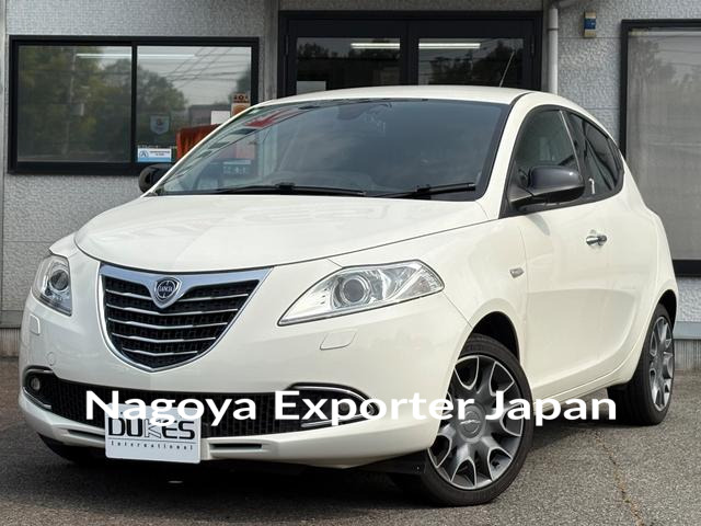 CHRYSLER CHRYSLER YPSILON