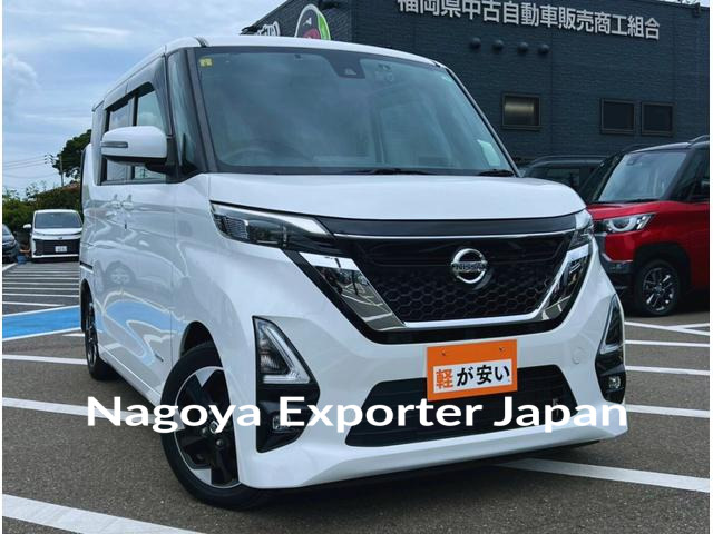 NISSAN ROOX