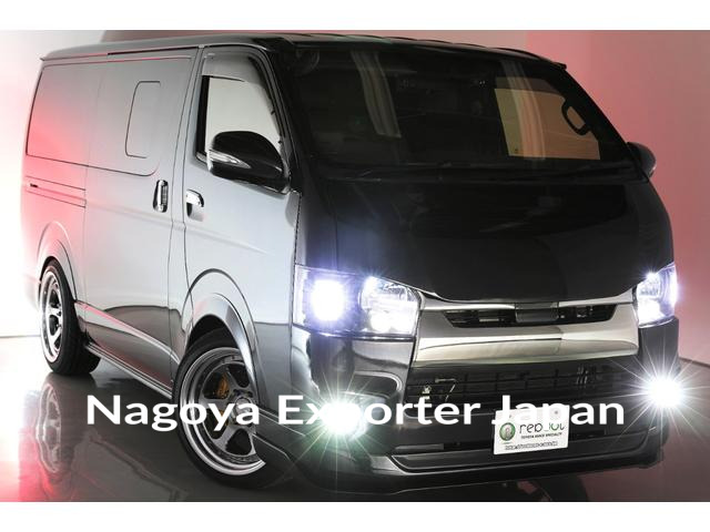 TOYOTA HIACE VAN