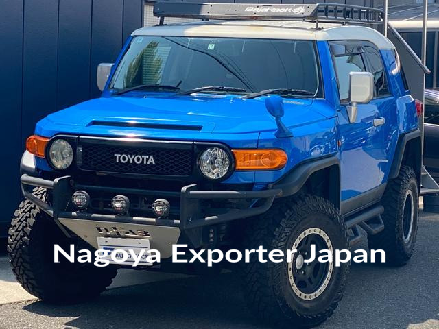 TOYOTA FJ CRUISER