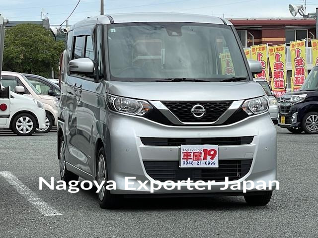 NISSAN ROOX