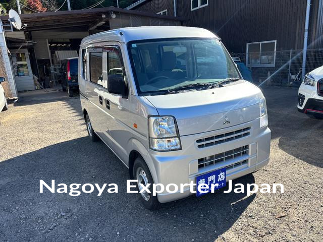 MITSUBISHI MINICAB VAN