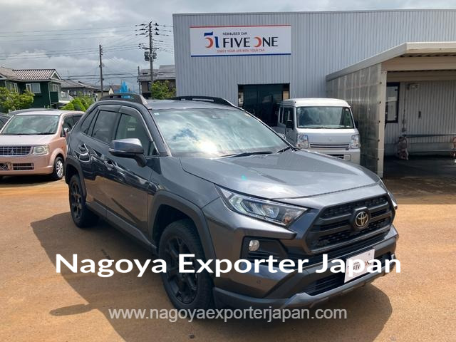 TOYOTA RAV4